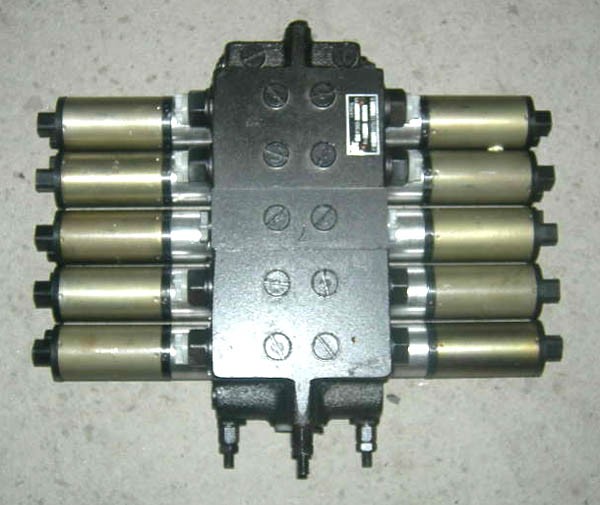 АКРОС Гидрораспредел 5-ти секц электр 5РЭ50-59БМ У1 с 2008г.